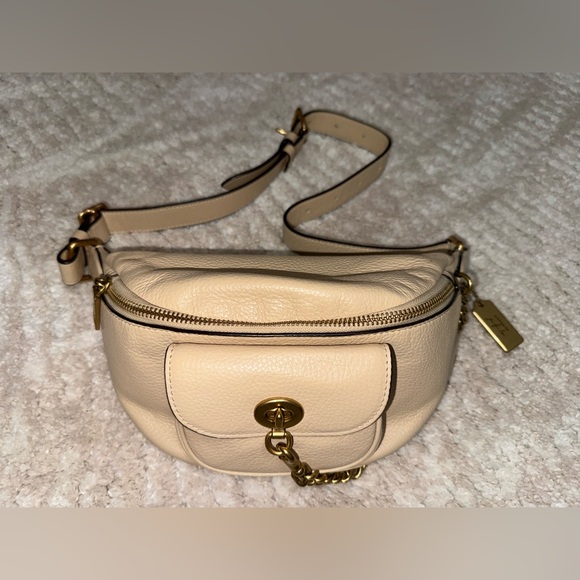 Coach Handbags - Coach x Jennifer Lopez Cream Leather Chain Crossbody Bag